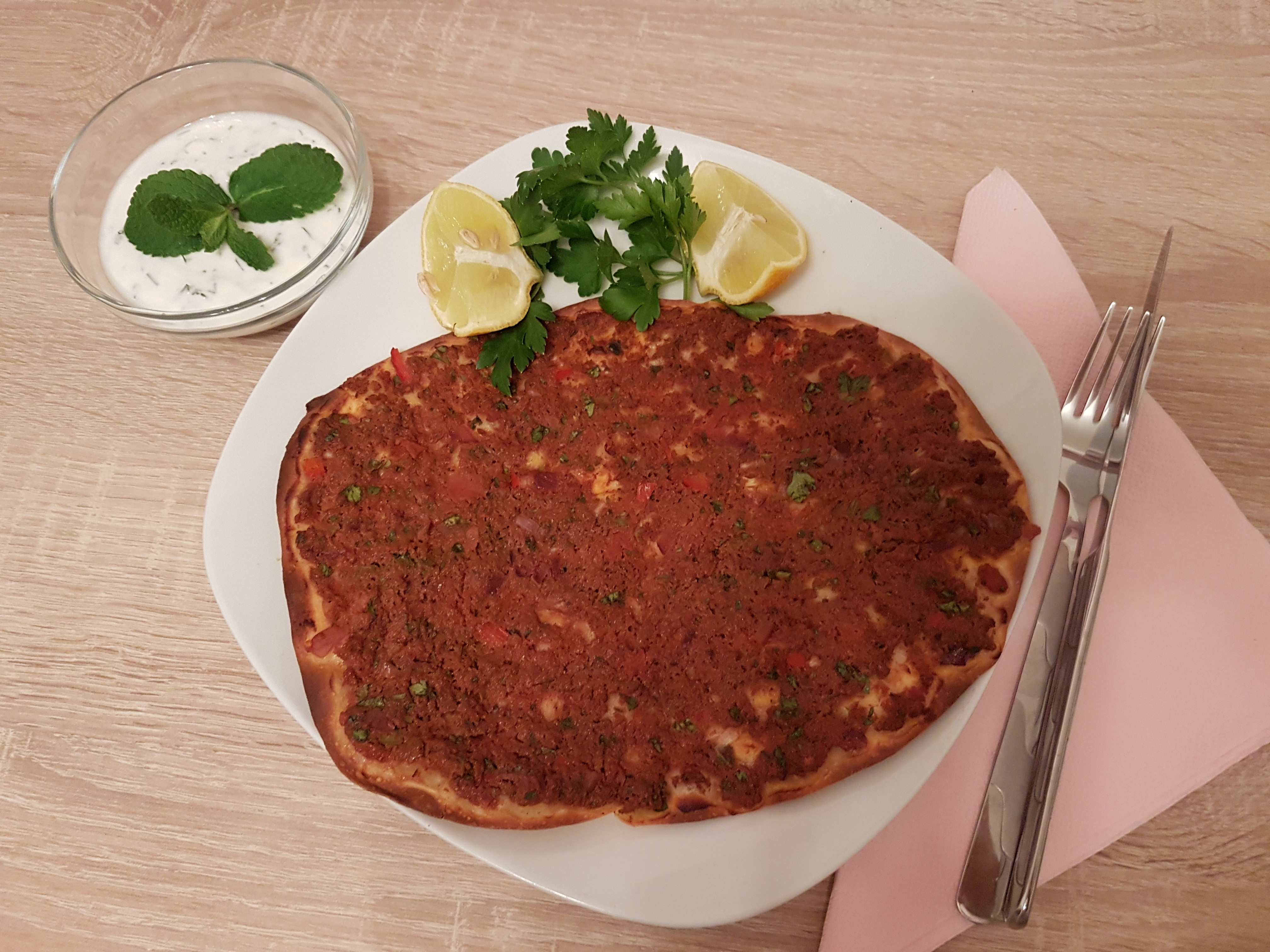 Lahmacun - Türkische Pizza - Muddis kochen